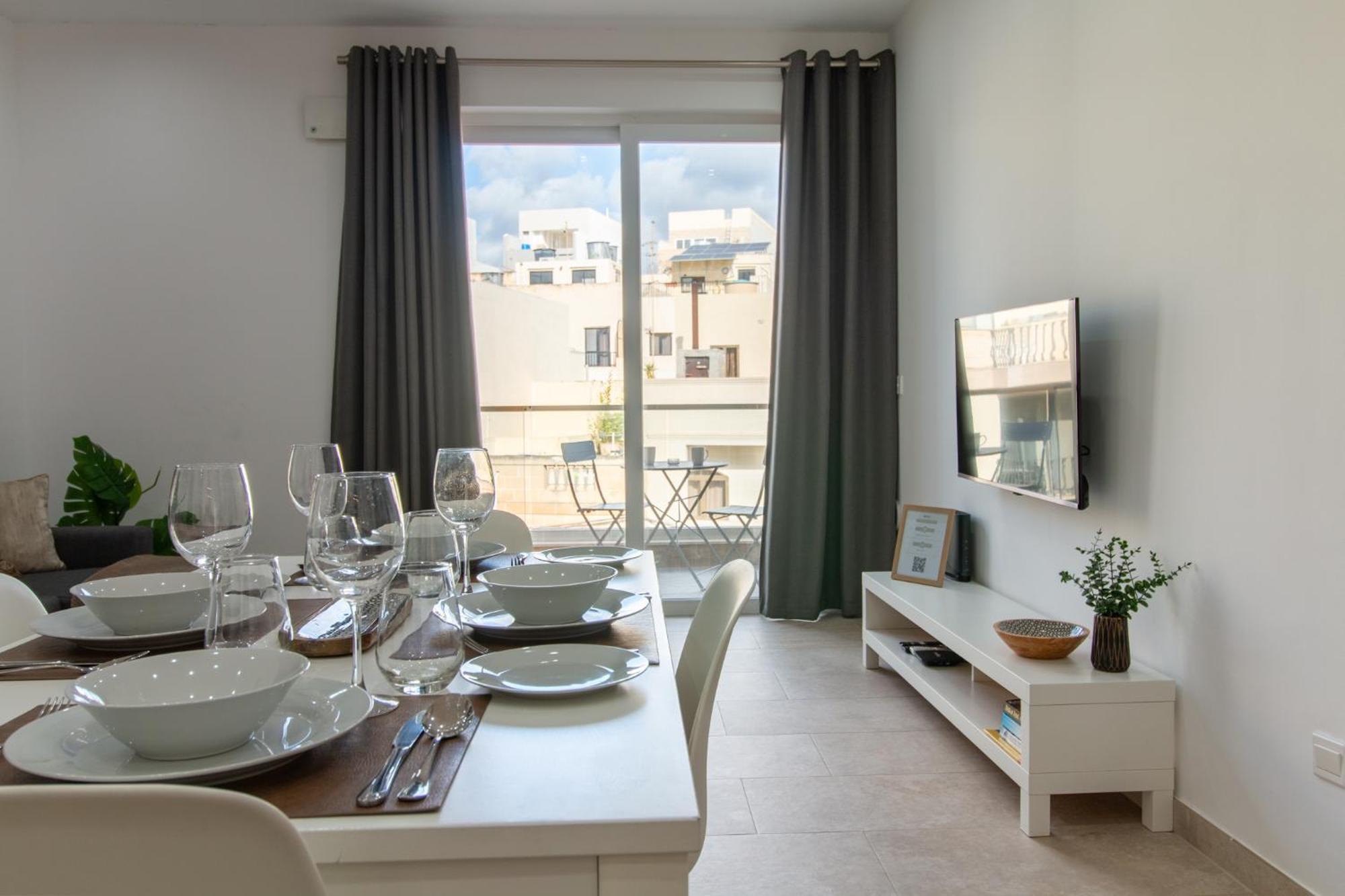 Sandstone 17 * Marsaskala